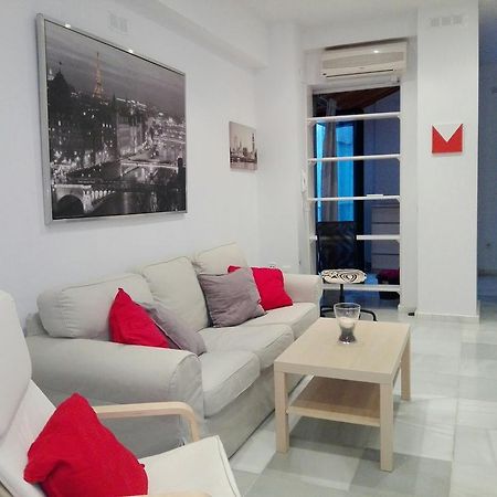 Centrico Apartamento Con Patio Privado Sevilla Kültér fotó