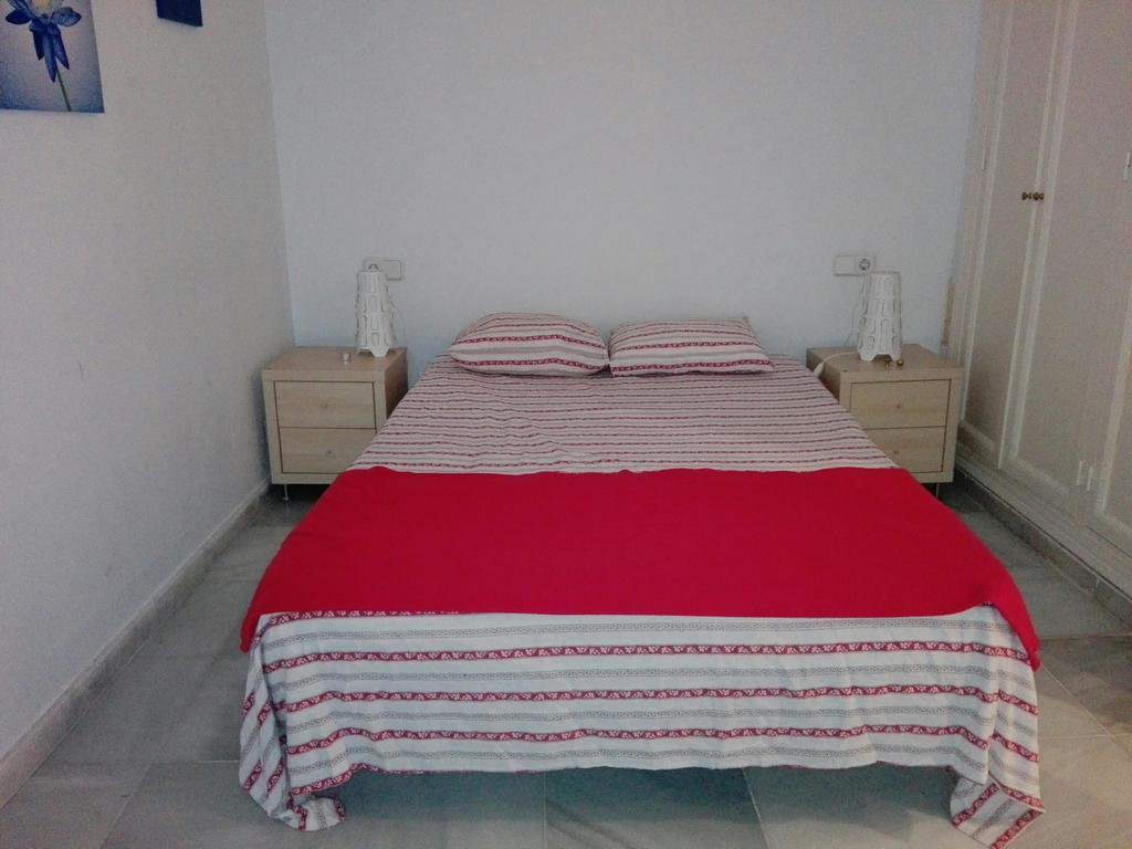 Centrico Apartamento Con Patio Privado Sevilla Kültér fotó