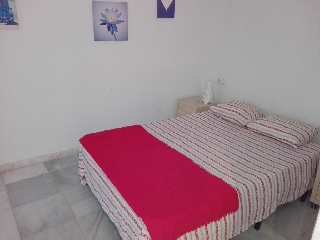 Centrico Apartamento Con Patio Privado Sevilla Kültér fotó